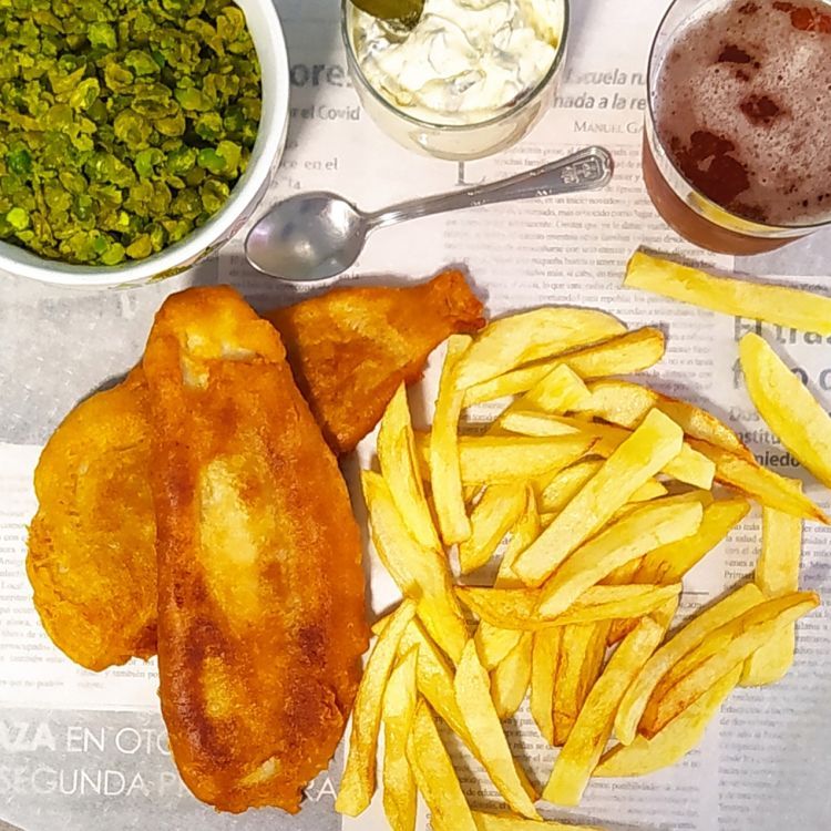 fish and chips inglés visto desde arriba