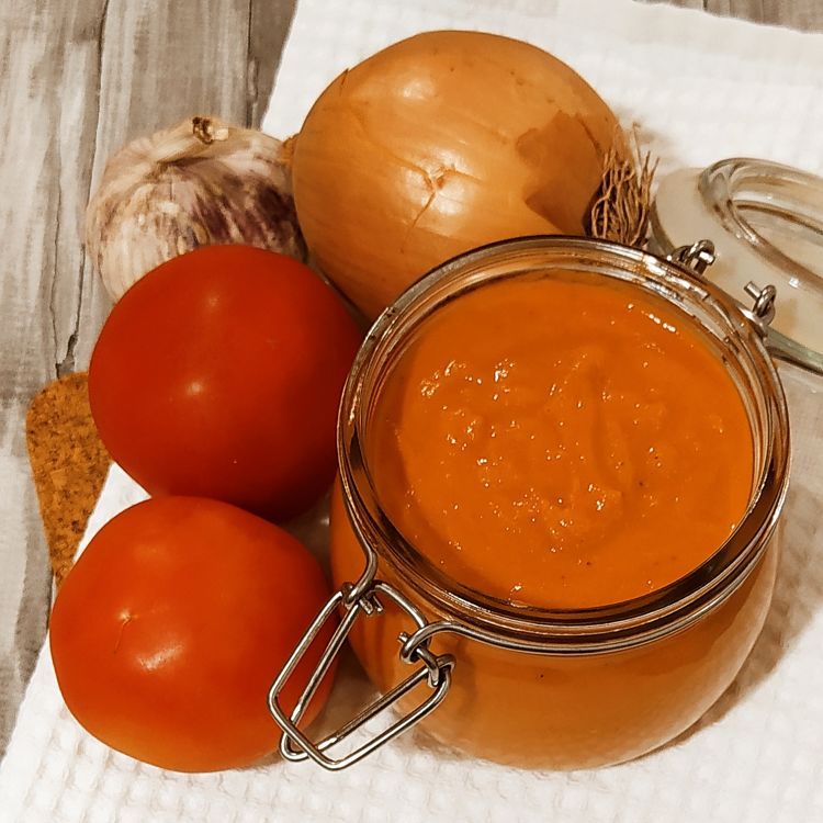 salsa de tomate embotada vista desde arriba