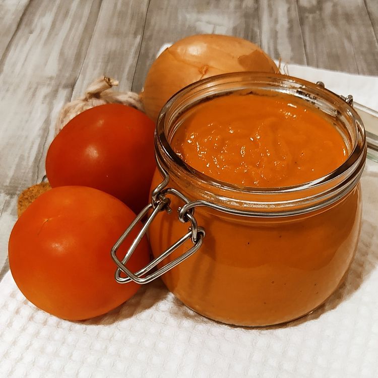 salsa de tomate embotada